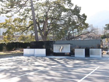 市営野口原合葬墓の写真