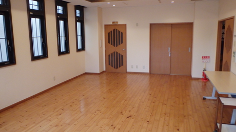 亀陽泉　多目的ホールの写真