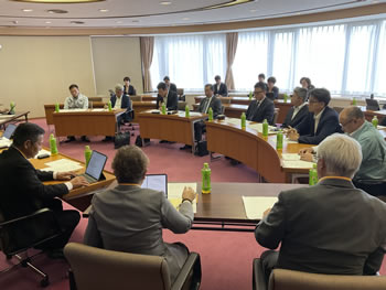 観光建設水道委員会の写真