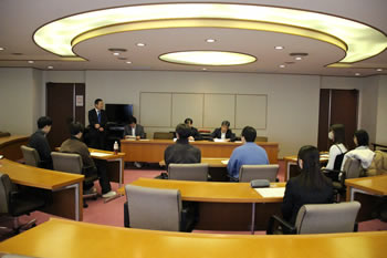 議会モニター説明会の写真