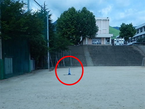 �ߌ����w�Z�O���E���h�������̎ʐ^